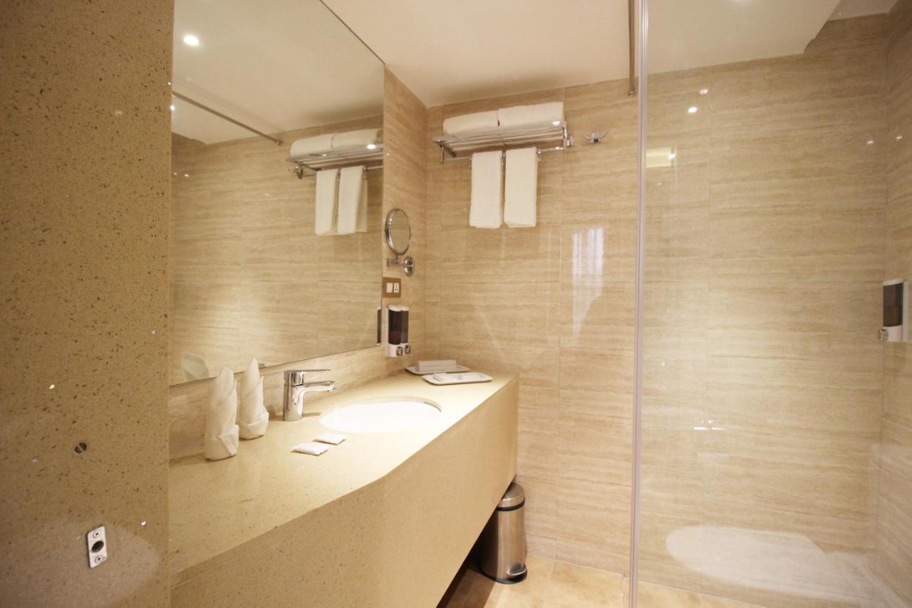 Hotel Jagadish International-Sankey Road Bangalore Extérieur photo
